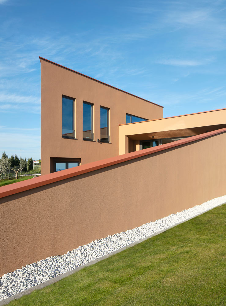 Red Soil House, Arhitektura Konzola