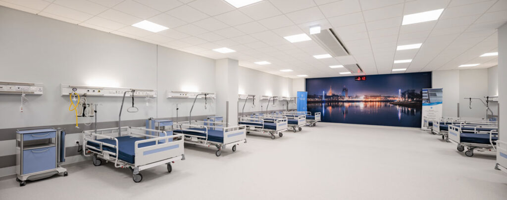 ER&Day Hospital, Rechner Architects, Hrvatska, soba za pacijente / foto: Stocic Multimedia Studio