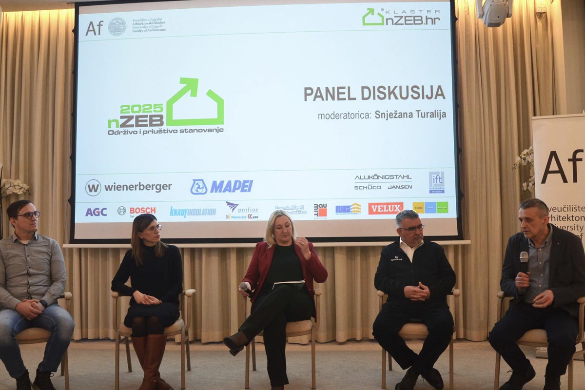 Panelisti na stručnom skupu nZEB 2025 - Održivo i pruštivo stanovanje / foto: nZEB